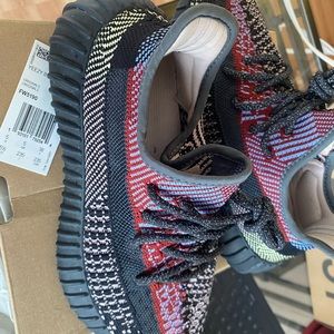 350 yeezys  5.5 authentic